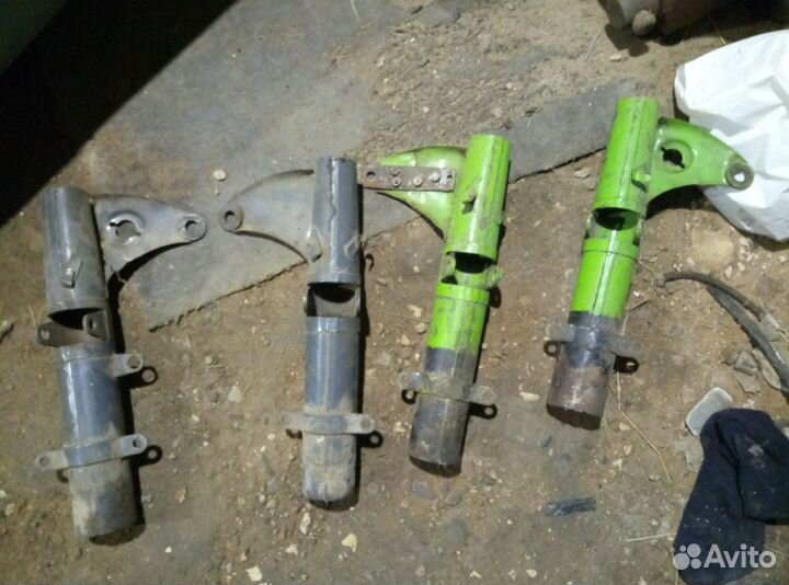 Старинные кожухи вилки урал крепление фары днепр