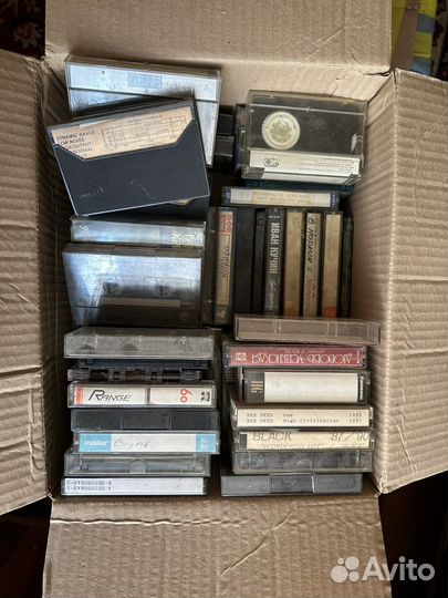 Кассеты видео /аудио и dvd диски