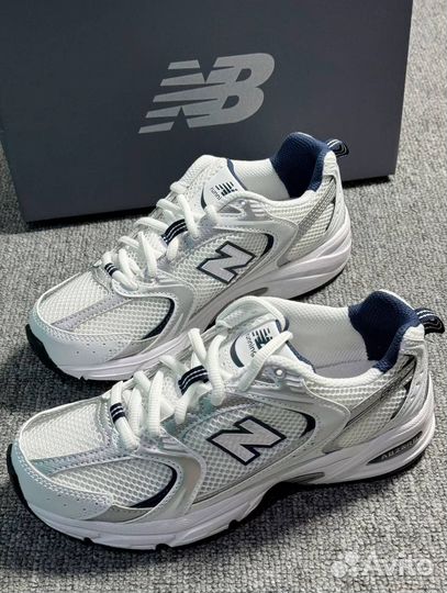 New Balance 530 White Silver Navy