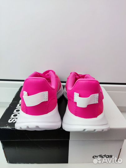 Кроссовки adidas 30