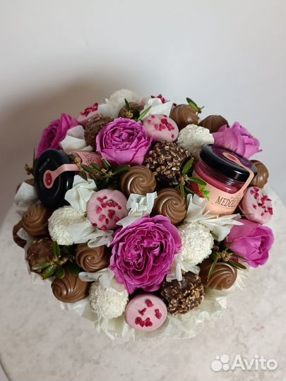 Сладкие букеты из конфет