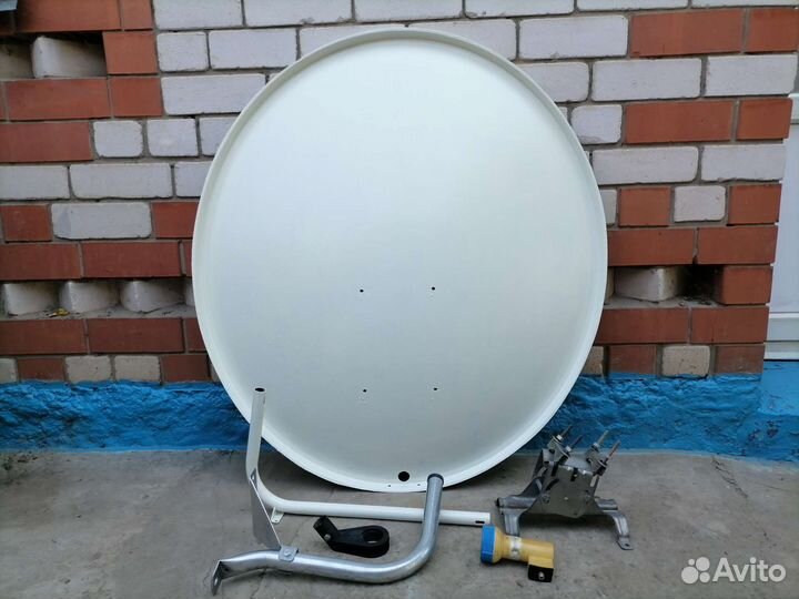 Спутниковая антенна (тарелка) диаметр 100 см