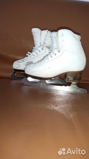 Фигурные коньки risport rf3