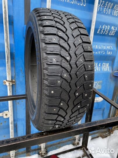 Bridgestone Blizzak Spike-01 225/55 R17 101T