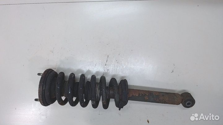 Амортизатор подвески Mitsubishi Pajero / Montero