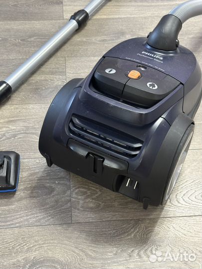 Пылесос Philips FC8780/08 Performer Silent