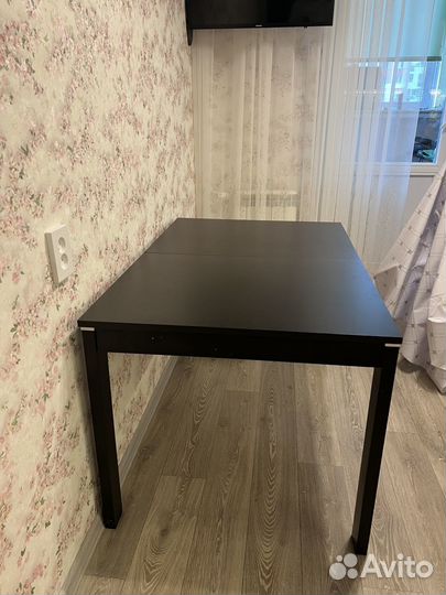 Кухонный стол