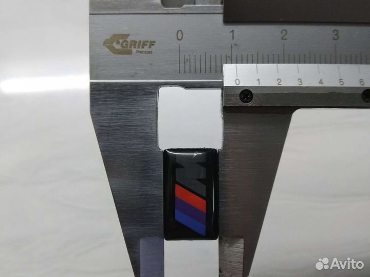 Наклейки на авто или диски BMW M