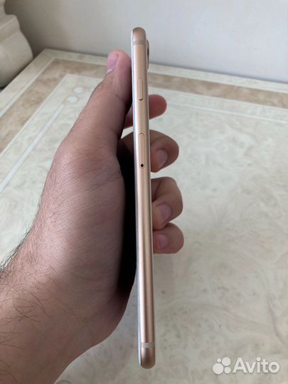 iPhone 8 Plus, 64 ГБ