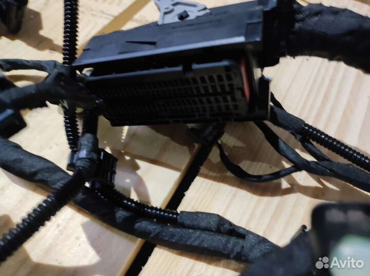 Проводка двс на Mercedes M264920