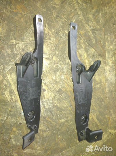 Пластик центральной консоли Форд Мондео 4