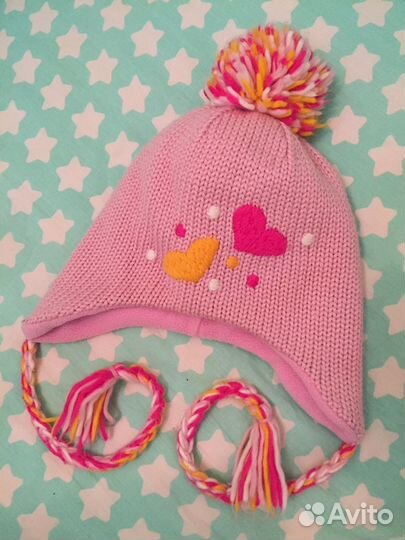 Шапка reima новые и в идеале 48-54 мал и дев