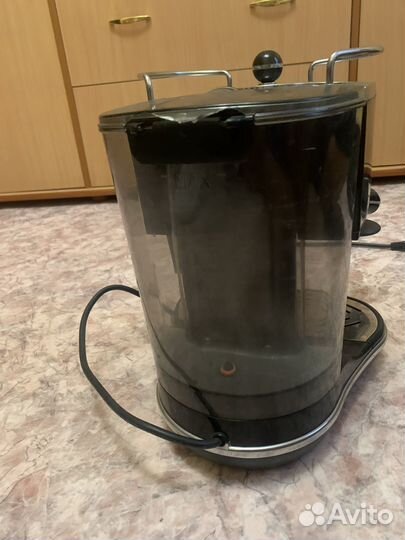 Продам кофемашину Delonghi