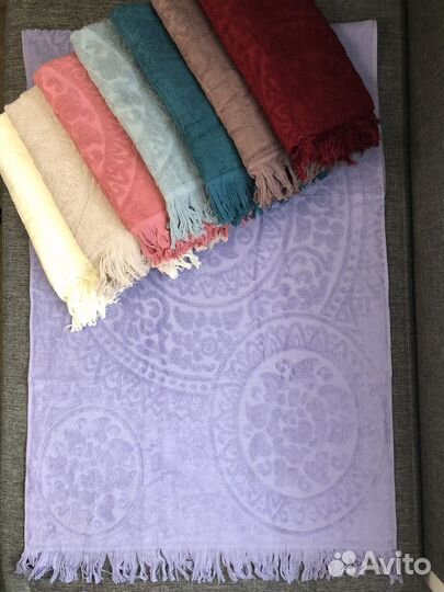 Полотенца махровые маленькие и большие