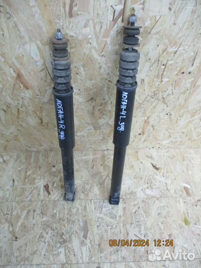 Амортизаторы задние Рено Логан 1 2014г