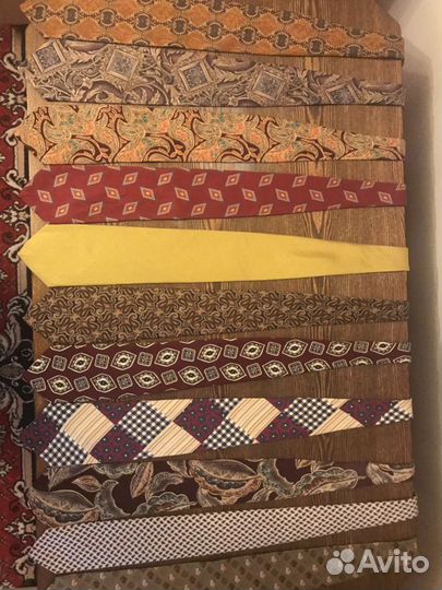 Коллекция шелковых галстуков 6 шт. известных фирм