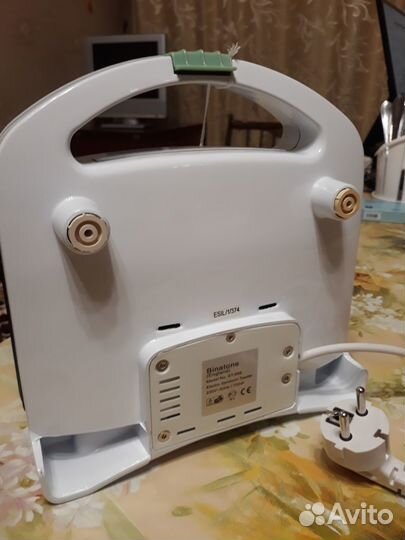 Электрический сэндвич-тостер binatone