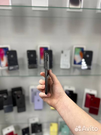 iPhone X, 256 ГБ