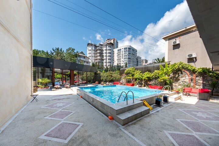 2-к. квартира, 68 м², 4/4 эт.