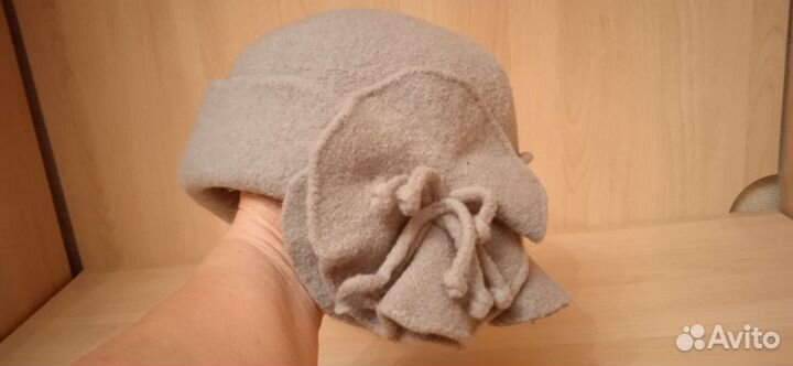 Стильная шляпка из плотной варёной шерсти