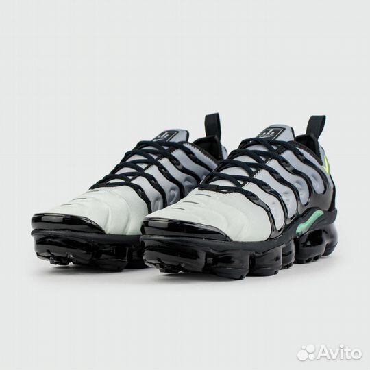 Кроссовки Nike Air Vapormax Plus