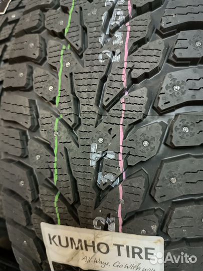 Kumho WinterCraft Ice Wi32 225/55 R18