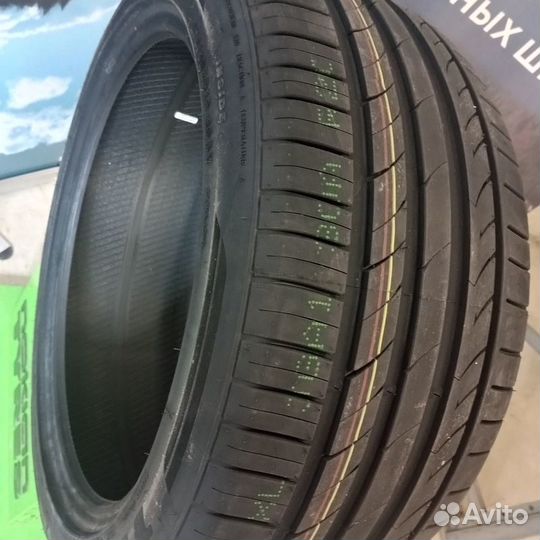 Tracmax X-Privilo TX3 275/40 R19 Y