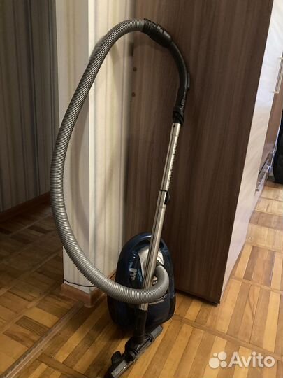 Пылесос Tefal city space cyclonic