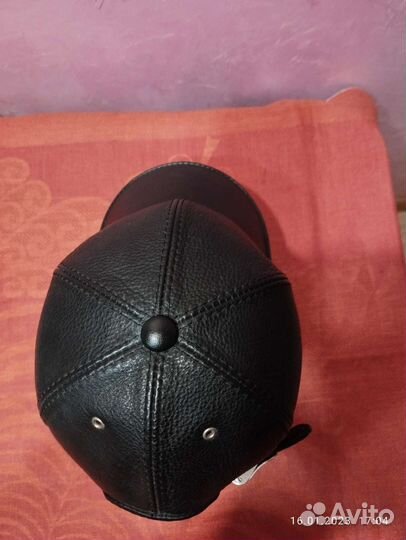 Бейсболка кожаная