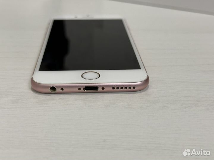 Телефон iPhone 6s