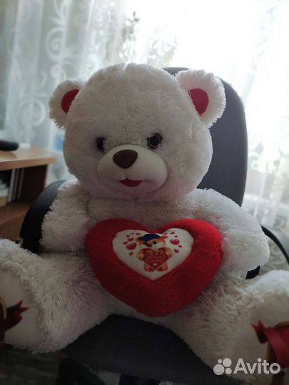 Плюшевый медведь