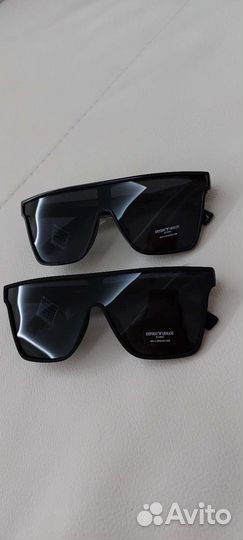 Солнцезащитные очки Emporio Armani антиблик