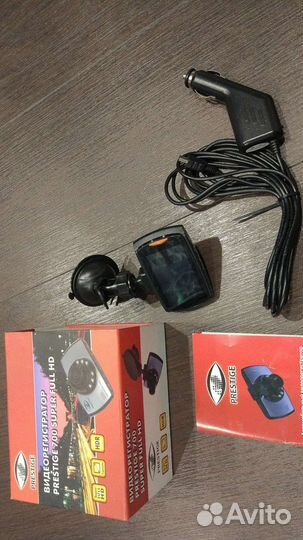 Видеорегистратор Prestige 700 Super Full HD