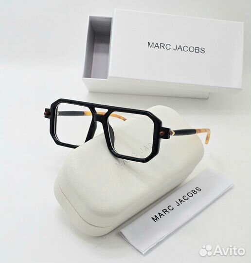Солнцезащитные очки Marc Jacobs