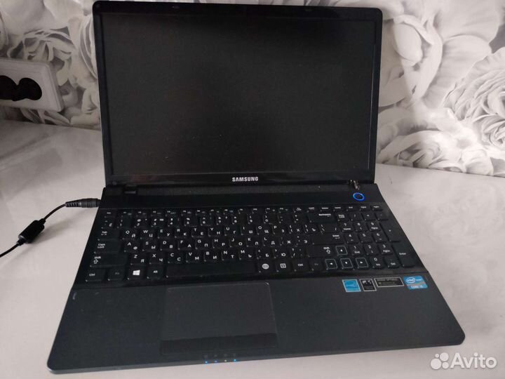 Ноутбук Samsung