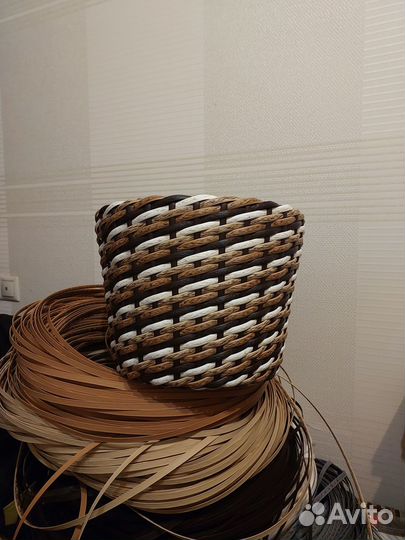 Кашпо для цветов уличное из искуственного ротанга