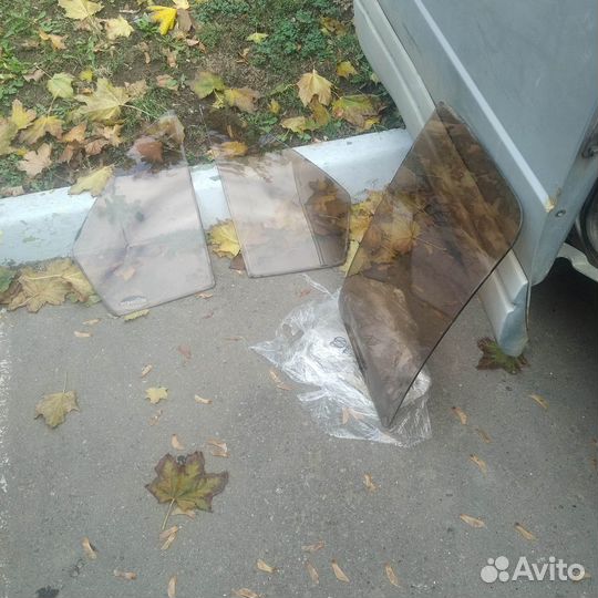 Форточка левая ГАЗЕЛЬ 1шт