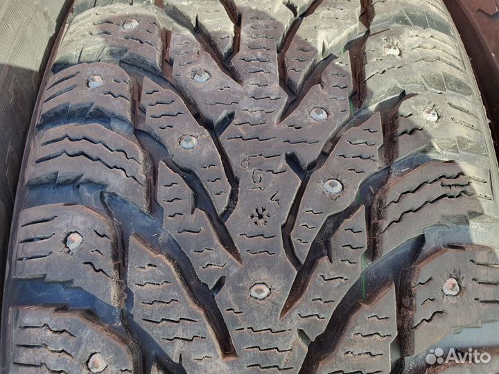 Nokian Tyres Hakkapeliitta 9 SUV 225/60 R18 104T