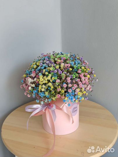 Радужная коробка гипсофилы