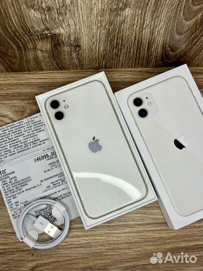 iPhone 11, 64 ГБ