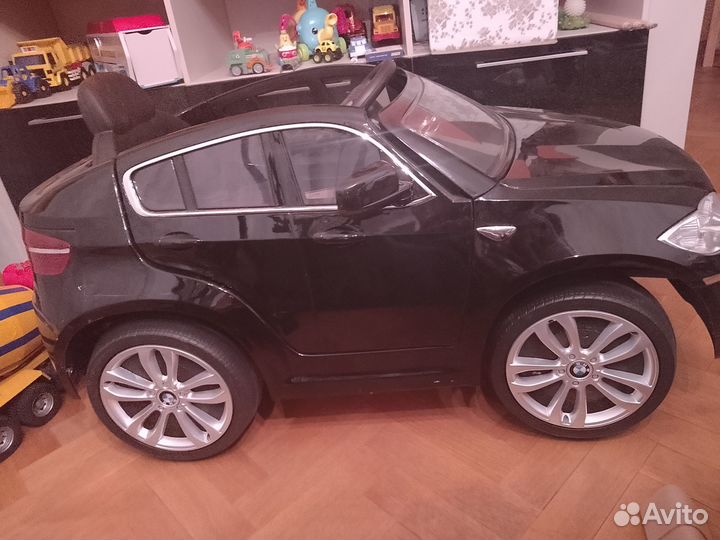 Детский электромобиль BMW