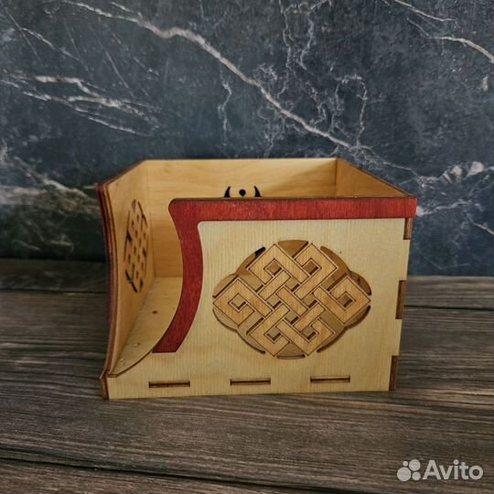 Салфетница из дерева