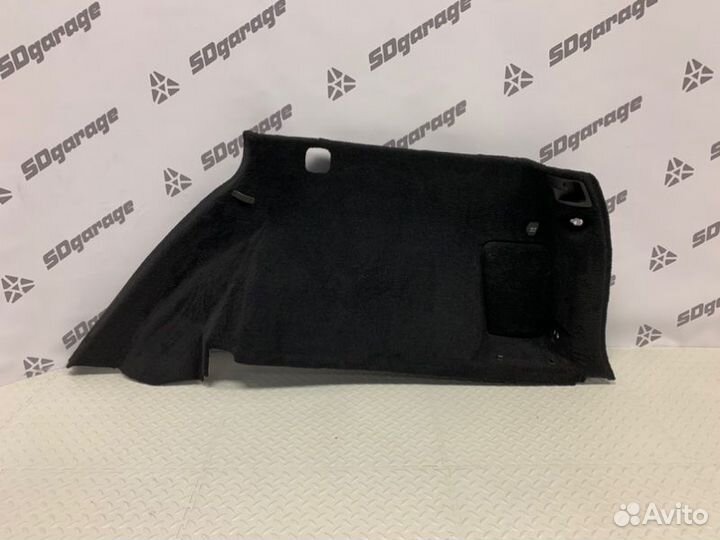 Обшивка багажника задняя правая Mercedes Gle W166