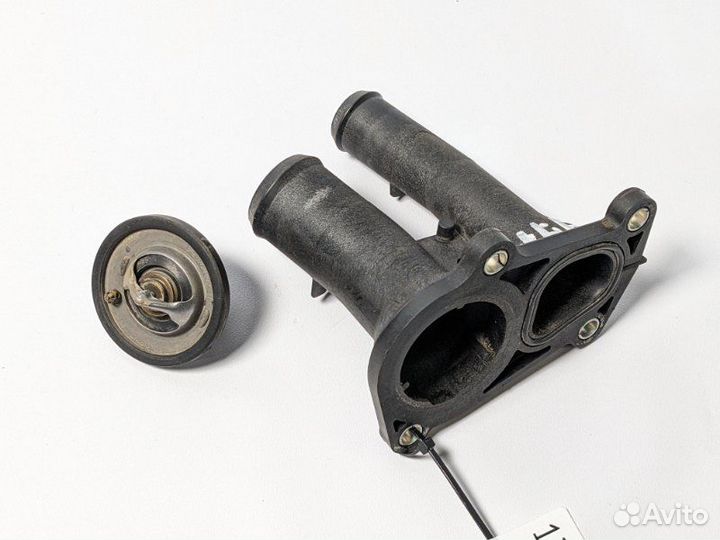 Корпус термостата Ford Focus хетчбек pnda 2014