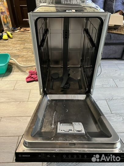 Встраиваемая посудомоечная машина Bosch SPV25DX10R