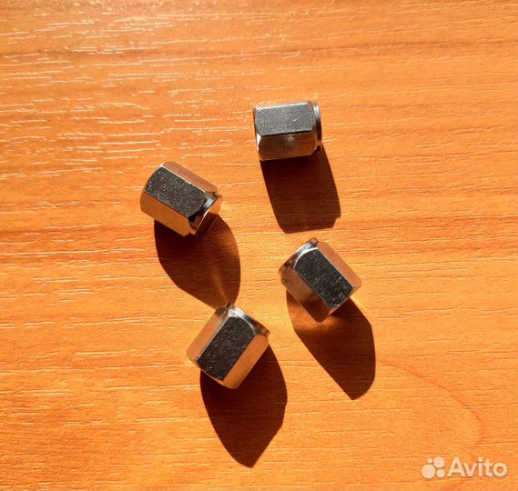 Колпачки вентиля на ниппель