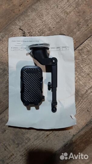 Держатель для телефона в машину