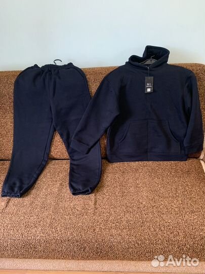 Спортивный костюм женский теплый 48-50