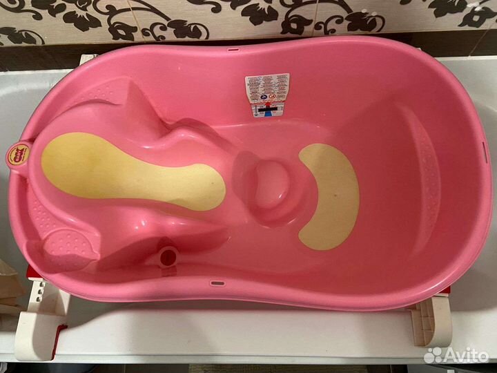 Ванночка для купания с подставкой