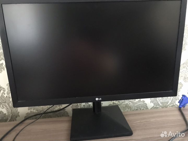 Монитор LG 22MK400A